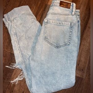Hollister jeans.